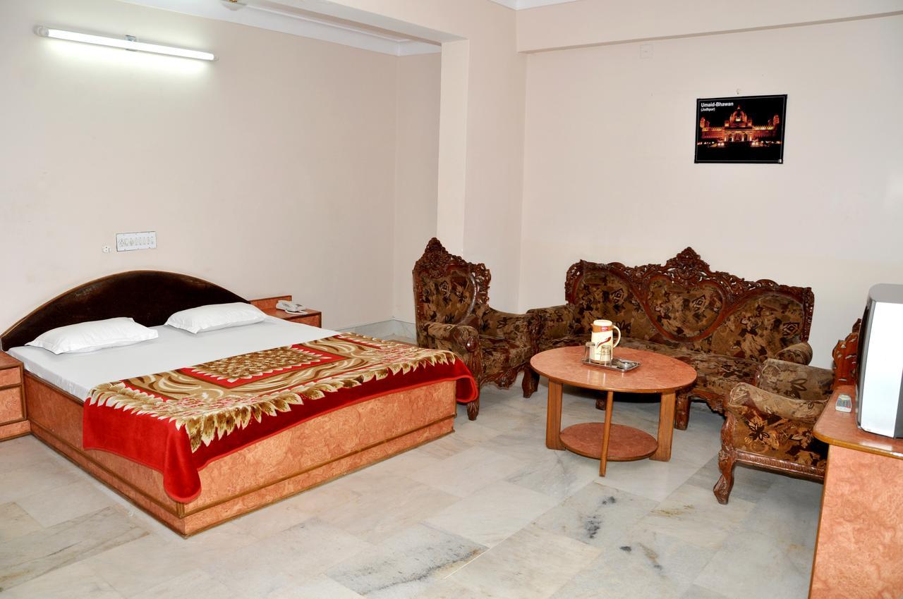 Chittorgarh Hotel Kirti Plaza מראה חיצוני תמונה