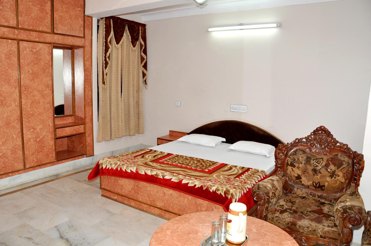 Chittorgarh Hotel Kirti Plaza מראה חיצוני תמונה